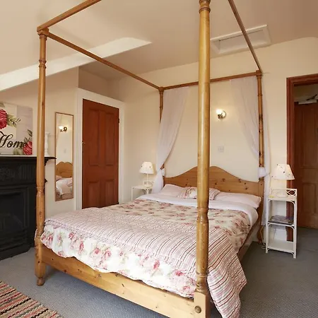 Fourposter