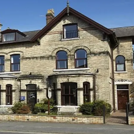 Guest house Fourposter