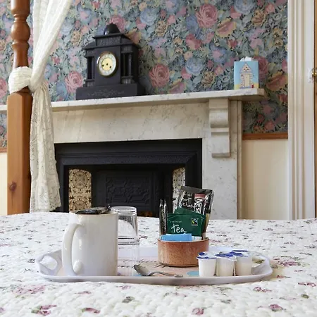 Fourposter York
