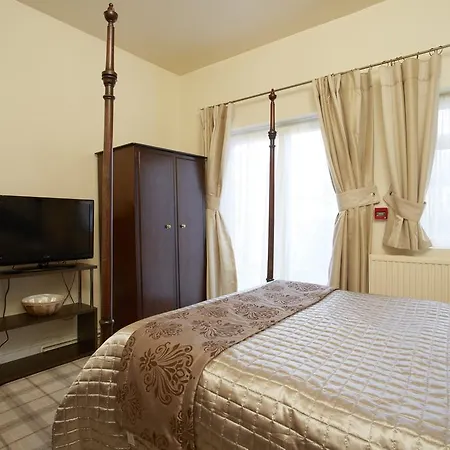 Fourposter